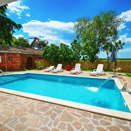 Family Friendly House With A Swimming Pool Basarinka, - 14663 Holiday home *