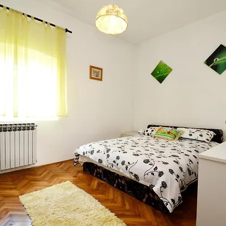 Family Friendly House With A Swimming Pool Basarinka, - 14663 *