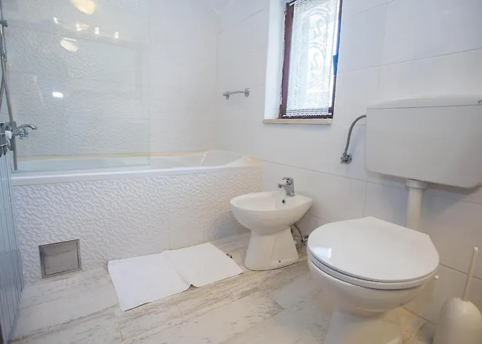 Feriehus Family Friendly House With A Swimming Pool Basarinka, - 14663