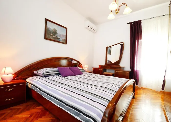 Family Friendly House With A Swimming Pool Basarinka, - 14663 Nyaraló *