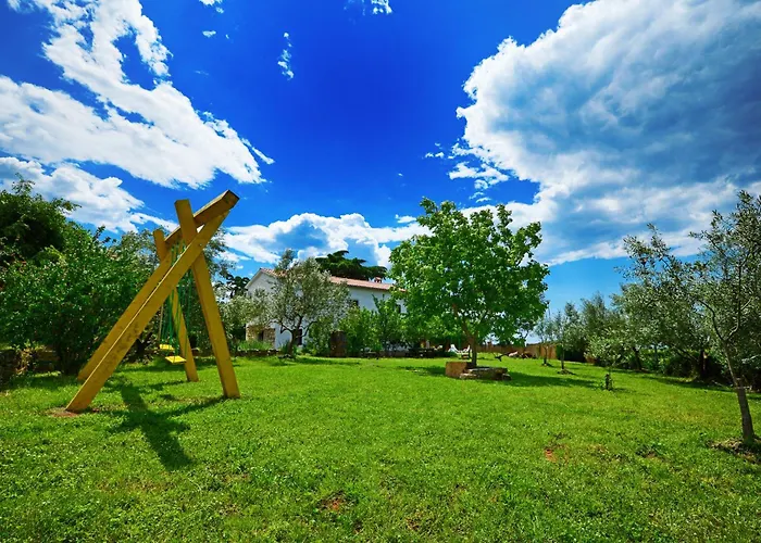 Family Friendly House With A Swimming Pool Basarinka, - 14663 Feriehus Poreč