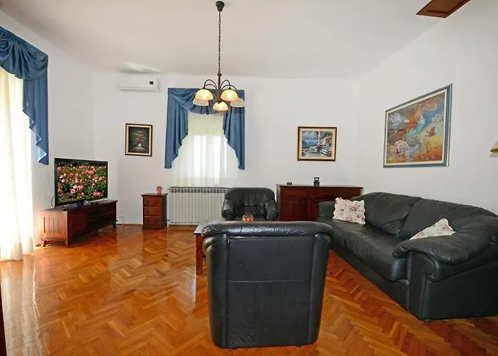 Family Friendly House With A Swimming Pool Basarinka, - 14663 Пореч